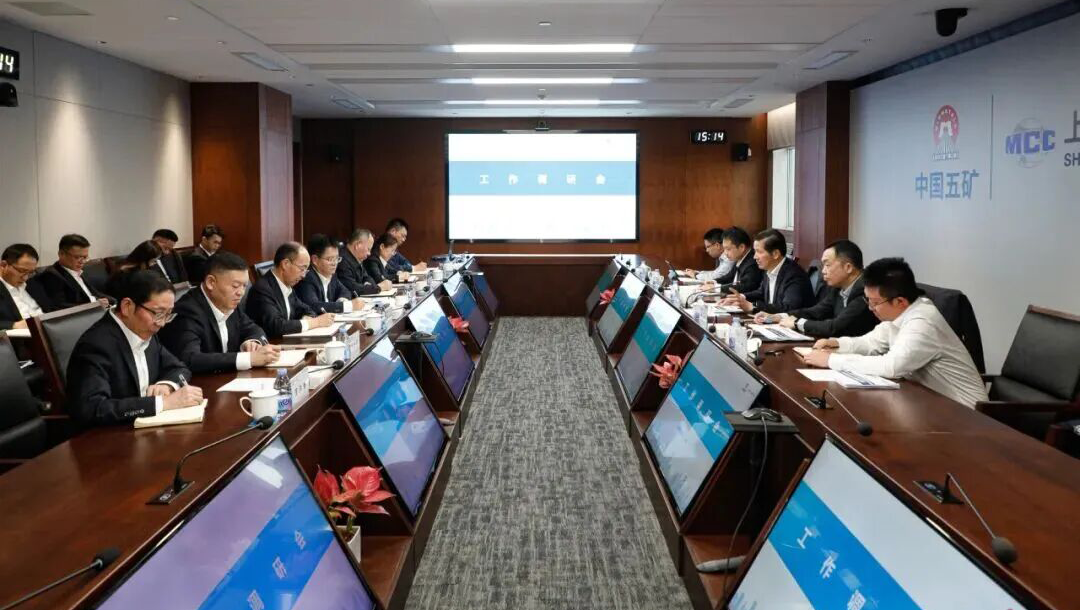 陈建光到上海beat365调研领导工作